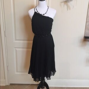 NWOT- Basik ll Roman style dress